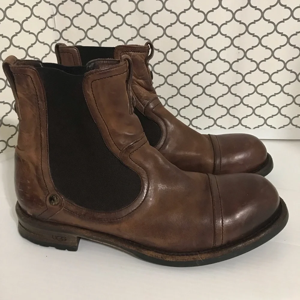 UGG Collection Made in Italy Men’s Brown Leather Chelsea Boots Size 9D
